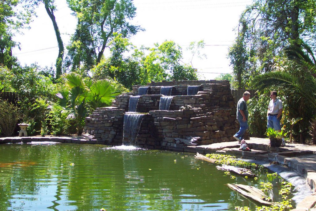 Koi Filters & Koi Pond Systems with Self Cleaning Filters